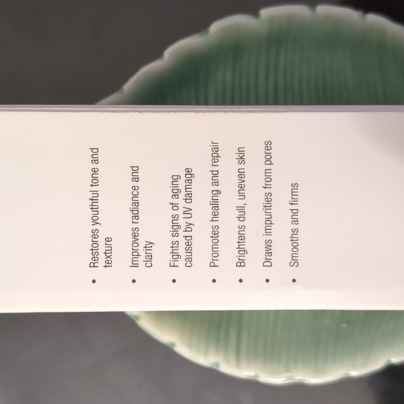 Vitamin C Mask - Picture 3 of 4